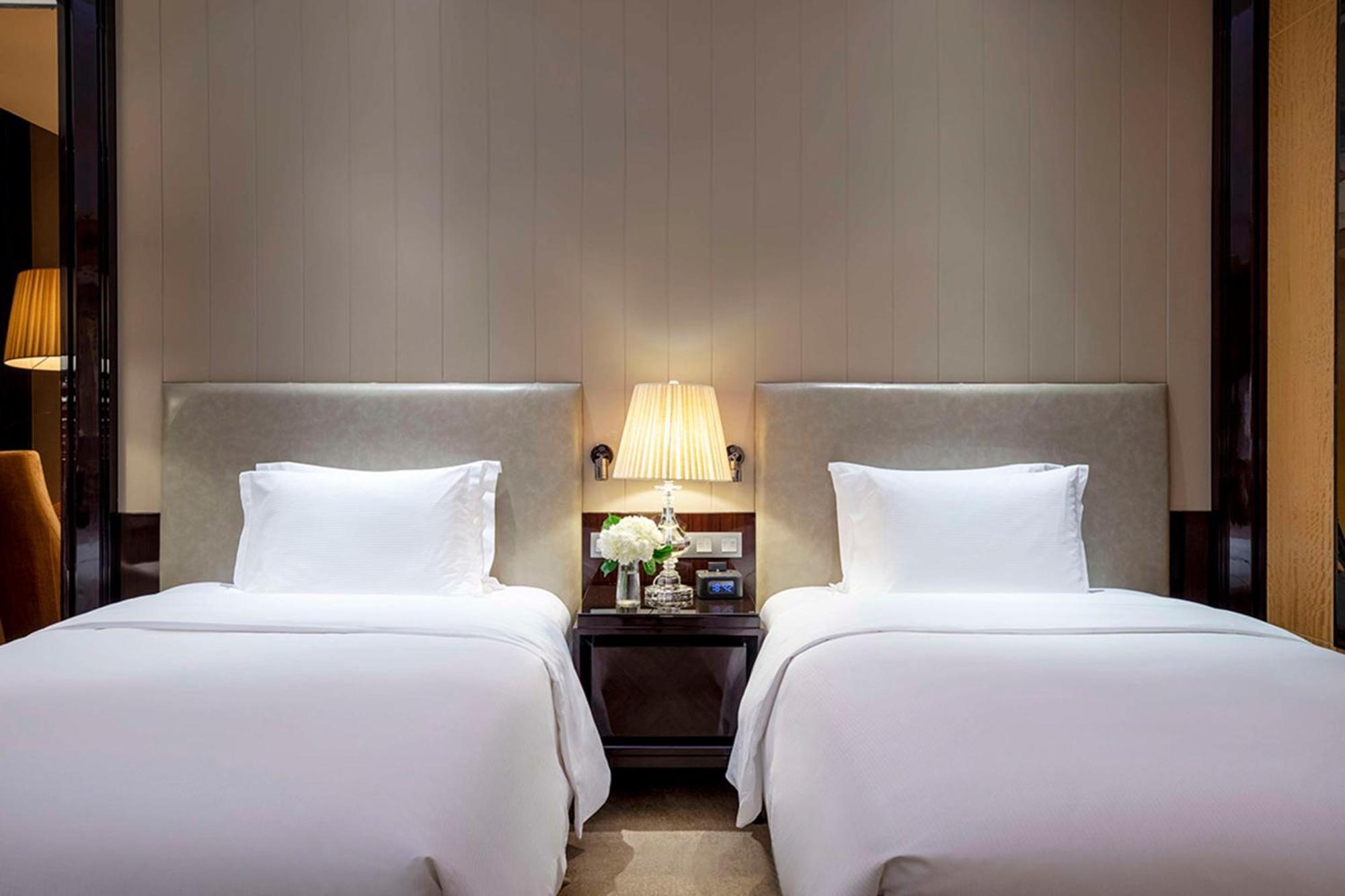 Hilton Nanjing Hotel Nanjing  Exterior foto