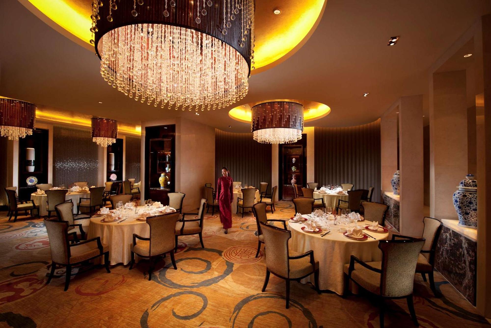 Hilton Nanjing Hotel Nanjing  Exterior foto