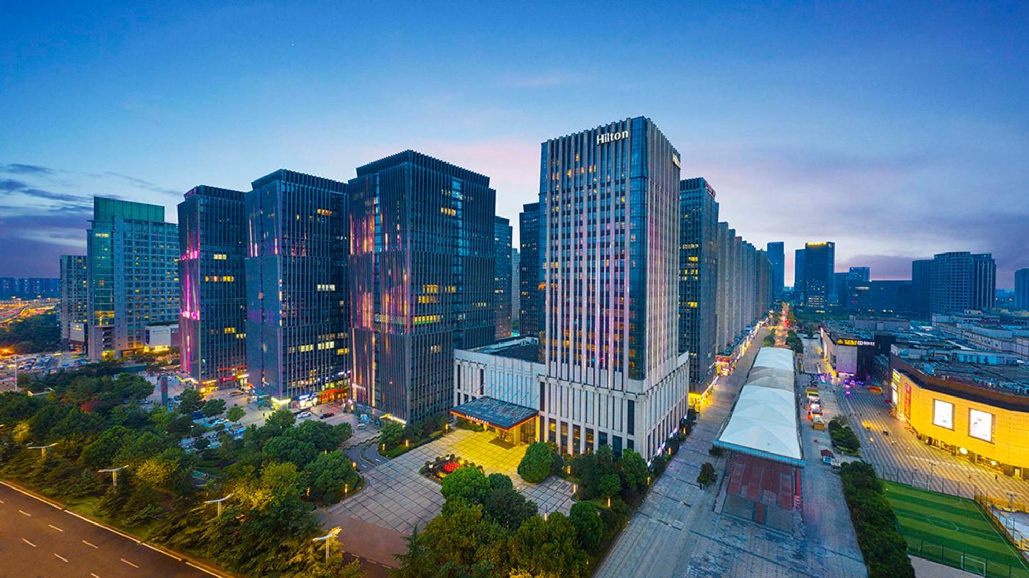 Hilton Nanjing Hotel Nanjing  Exterior foto